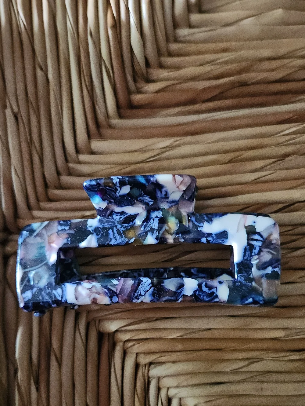 NWOT Acetate Hair Clip 4 inches
